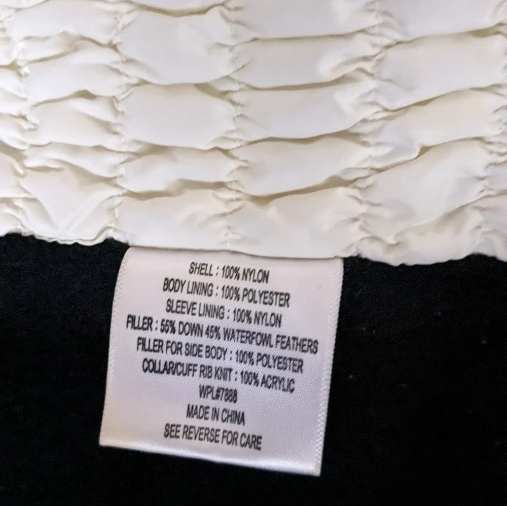 Jennifer Lopez JLo quilted jacket black and cream size S - Picture 5 of 5